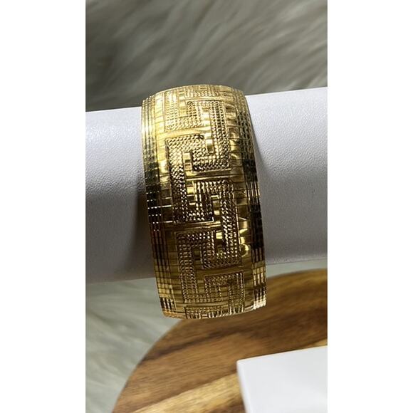 Moda Al Massimo 18K Yellow Gold Over Bronze Greek Key OmegaLink 7 1/2” Bracelet - Picture 4 of 5